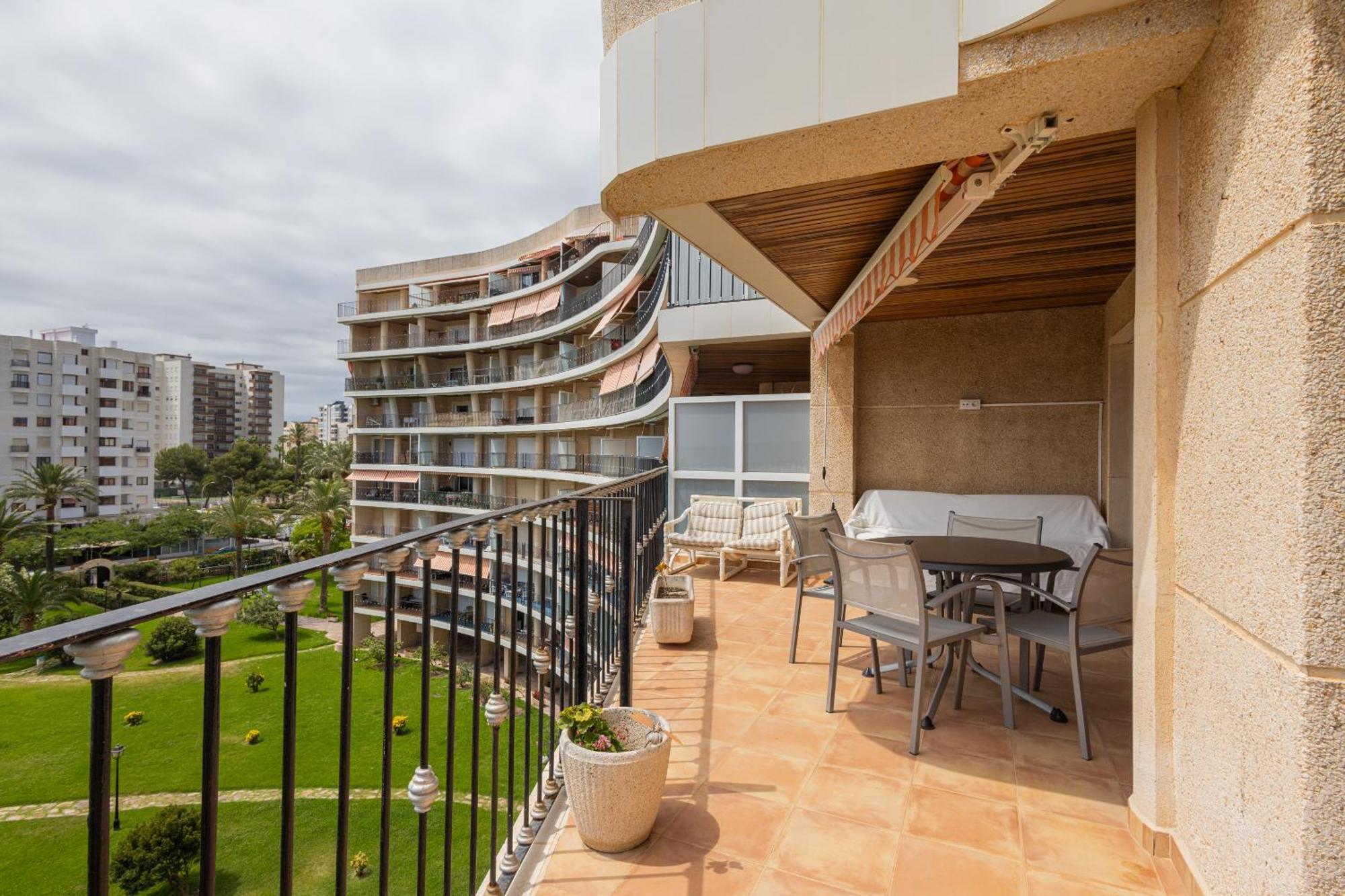Apartamento Con Piscina Y Zonas Comunes Playa de Gandia Exterior photo